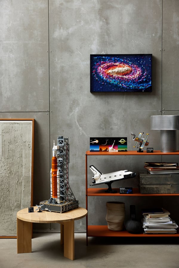 LEGO Icons NASA Artemis Space Launch System 10341