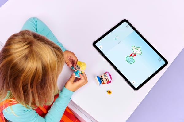 LEGO Disney Princess 43284 Anna och Elsa i miniformat
