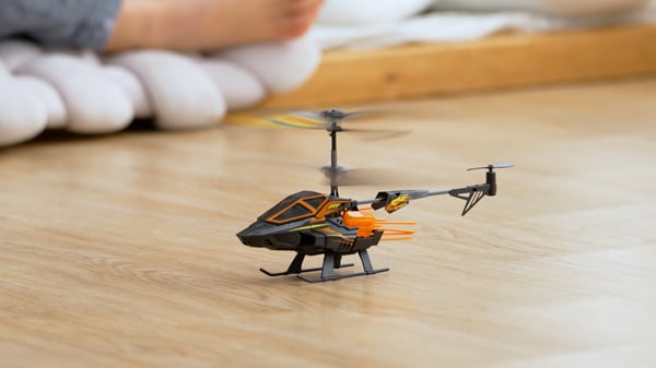Flybotic Hover Blast - fjärrstyrd helikopter