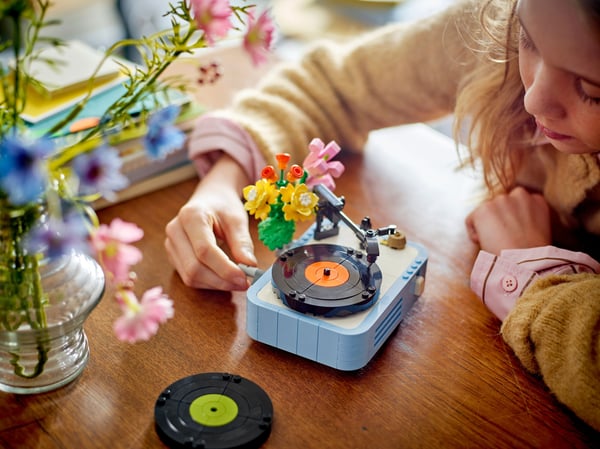 LEGO Creator 31172 – Skivspelare och blommor