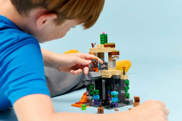 LEGO Minecraft 21587 Zombie-fängelse