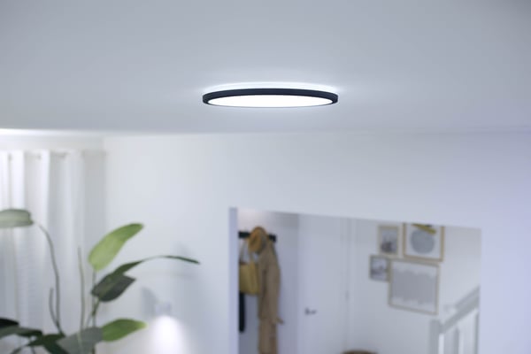 WiZ SuperSlim -taklampe, rund, sort, 14 W, justerbart hvidt lys, Wi-Fi