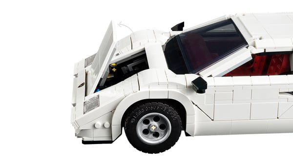 LEGO Icons 10337 – Lamborghini Countach 5000 Quattrovalvole