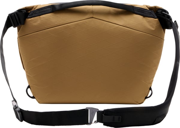 Peak Design Everyday Sling 6L v2 skuldertaske, sandbrun