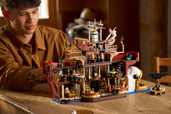 LEGO ONE PIECE 75640 Flytande restaurang Baratie
