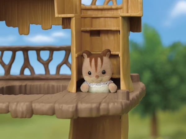 Sylvanian Families – Upplevelseträdgårdshus