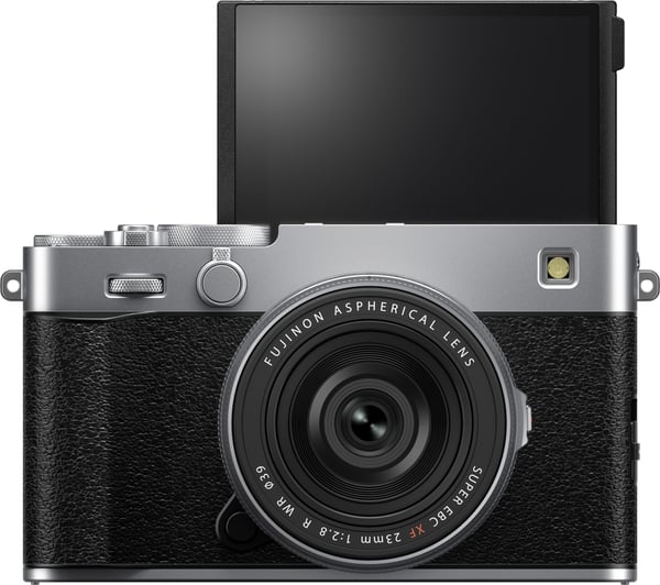 Fujifilm X-E5 systemkamera + XF23 mm F2.8 objektiv, silver