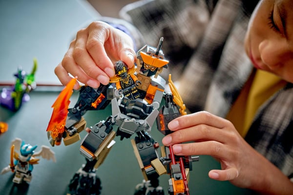 LEGO Ninjago 71854 Coles uppdragsrobot och Drake-Zane