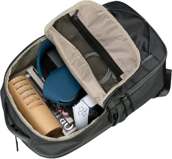 Targus Work+Play Trio 16” EcoSmart datorryggsäck, mörkgrå