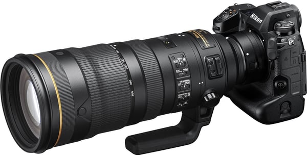 Nikon FTZ II -bajonettisovitin