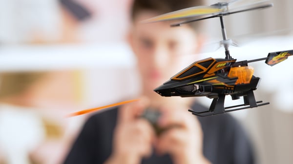 Flybotic Hover Blast - fjärrstyrd helikopter