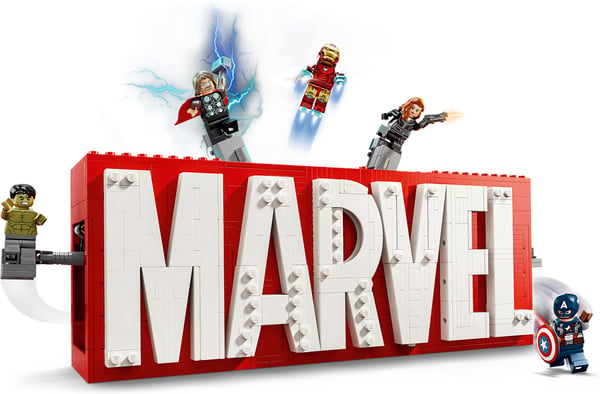 LEGO Superhelte Marvel 76313 – MARVEL-logo og minifigurer