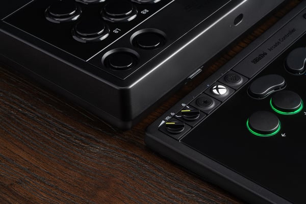 8BitDo Arcade Controller Xbox/PC Svart spelkontroll