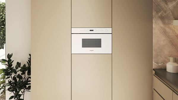 Whirlpool WMN14BW mikrovågsugn, vit