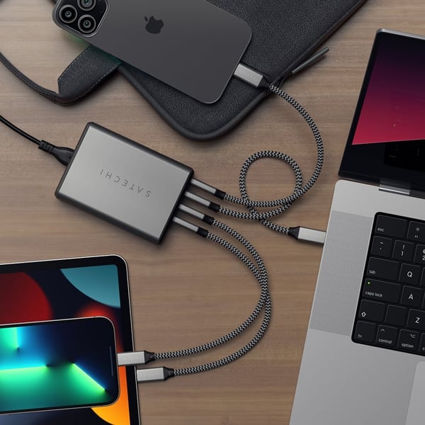 Satechi 165W GaN PD oplader 4-port USB-C strømforsyning