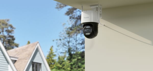 Reolink TrackMix PoE 8MP PTZ Auto Tracking AI övervakningskamera för utomhusbruk
