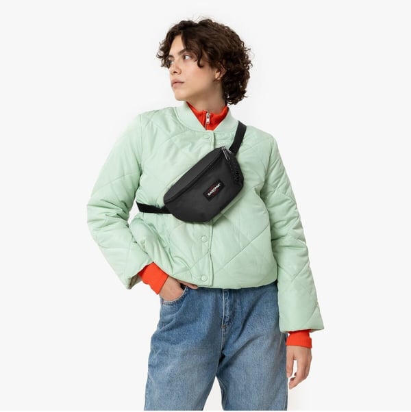 Eastpak SPRINGER -bälteväska, svart