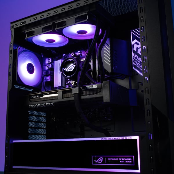 ASUS ROG G700 speldator, Windows 11 Hemma (GM700TZ-R9700X028WS)
