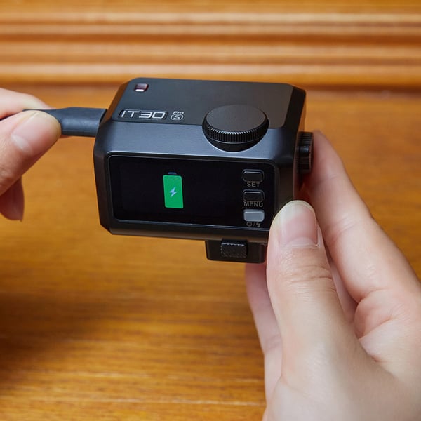 Godox iT30Pro F Silver iFlash TTL batteriblixt