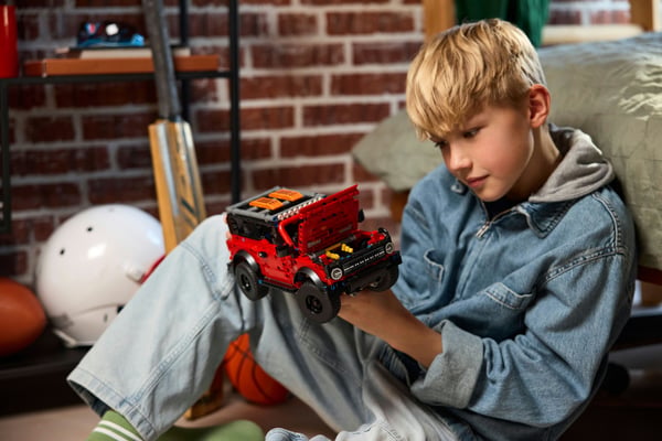 LEGO Speed Champion 42213 - Ford Bronco terrängbil