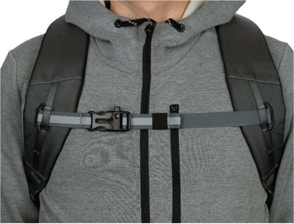 Targus Work+Play Trio 16” EcoSmart datorryggsäck, mörkgrå