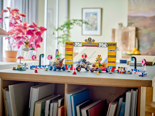 LEGO Super Mario 72036 – Mario Kart – Baby Peach og Grand Prix-sæt