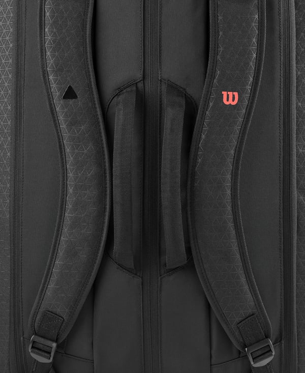 Wilson Clash v3 Super Tour 15-pack racketväska, svart