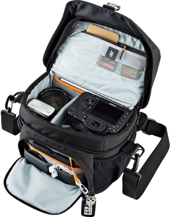 Lowepro Nova 180AW II, svart