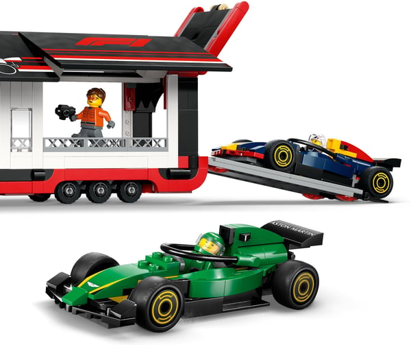 LEGO City 60445 – F1-lastbil og F1-biler RB20 og AMR24