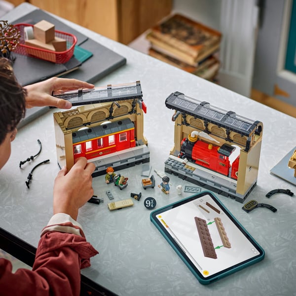 LEGO Harry Potter 76450 Minimaagivärlden: Hogwarts Express