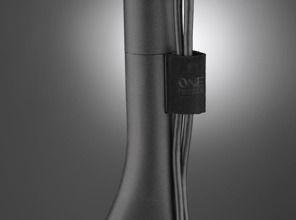 One For All WM7461 - Design golvstativ för 32-65" TV-apparater, grå metall