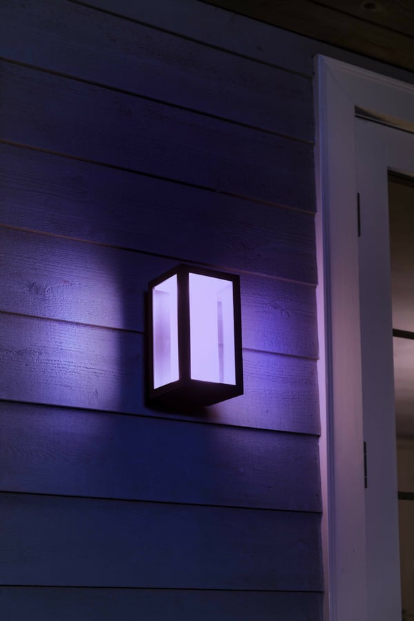 Philips Hue Impress Outdoor -smarthallampa, smal, antracit, för utomhusbruk, 24 cm, 1200 lm