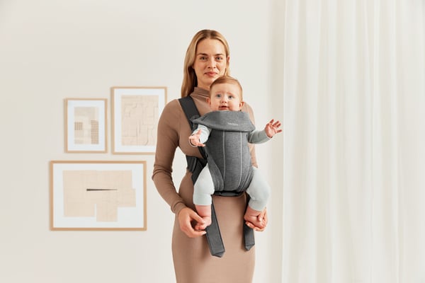 BabyBjörn Mini 3D Jersey -bärsjal, Mörkgrå