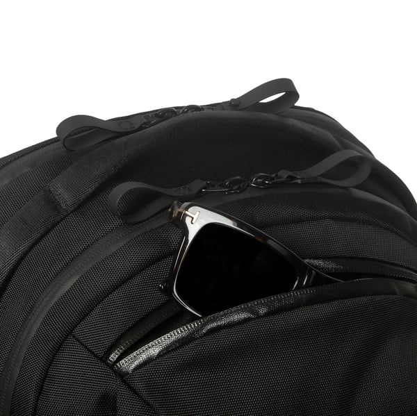 Hyper HyperPack 16" datorryggsäck med plats för spårare, svart