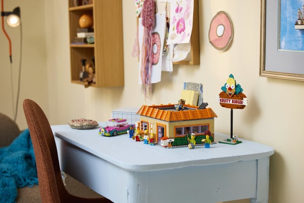LEGO Ikoner 10352 - Simpsons™: Krusty Burger