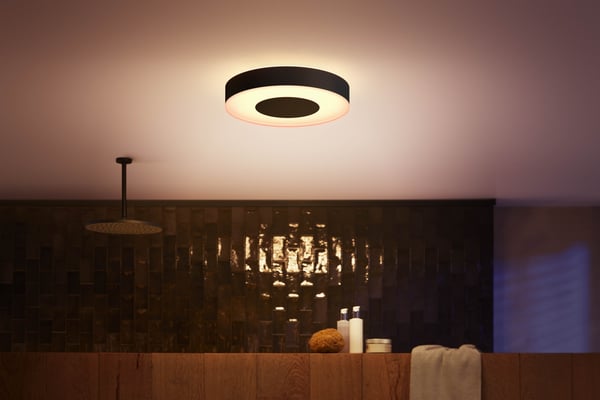 Philips Hue Xamento M -smart taklampa, svart, IP44