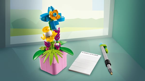 LEGO Creator 31169 – Skrivmaskin och blommor