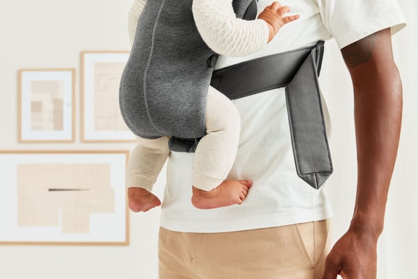 BabyBjörn Mini 3D Jersey -bärsjal, Mörkgrå