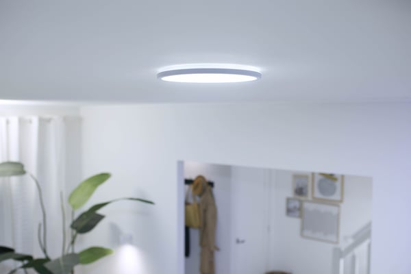 WiZ SuperSlim -loftlampe, rund, hvid, 14 W, justerbar hvid belysning, Wi-Fi