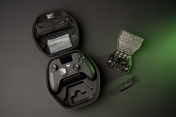 Nacon Revolution X Unlimited spelkontroll, Xbox / PC