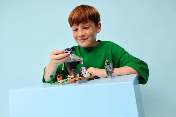 LEGO Minecraft 21586 Bleka trädgården