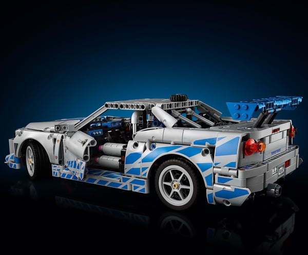 LEGO Technic 42210 2 Fast 2 Furious Nissan Skyline GT-R (R34) bil