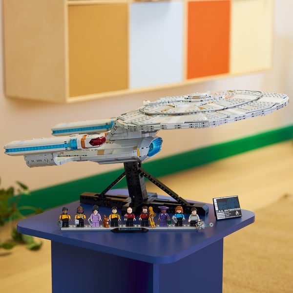 LEGO Ikoner 10356 Star Trek: U.S.S. Enterprise NCC-1701-D