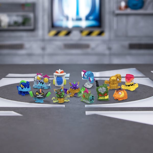 MrBeast Lab Swarms Atomic Mega Lab S2 – 12 figurer, sortiment
