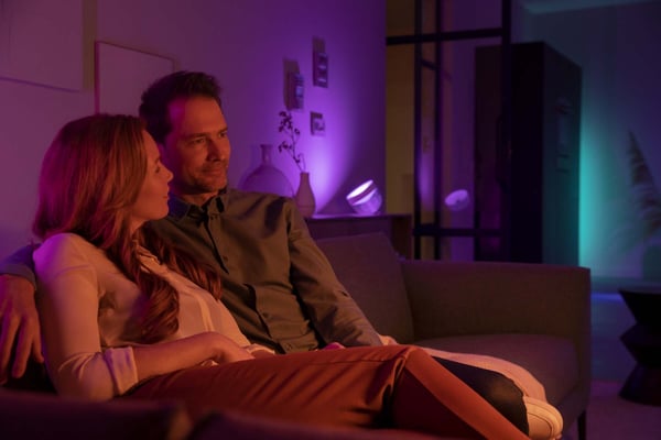 Philips Hue Iris vit & färgambiance -smart bordslampa, vit, BT, 570 lm