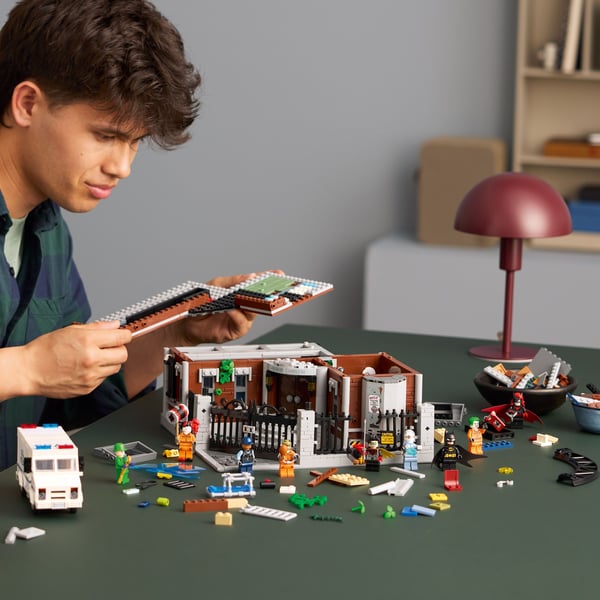 LEGO Superhjältar DC 76300 - Arkham Asylum™