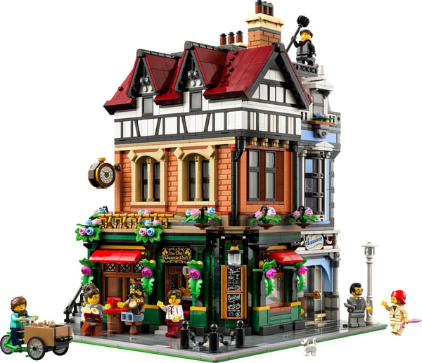 LEGO Icons 10350 – Tudorhus hörnbyggnad