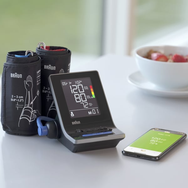 Braun ExactFit 5 Connect Blodtrycksmätare
