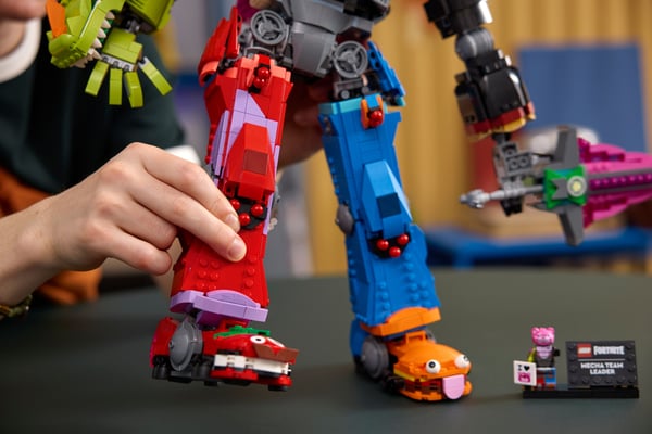 LEGO Fortnite 77078 Mecha Team Leader