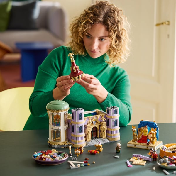 LEGO Disney Princess 43263 Skönheten och Odjurets slott